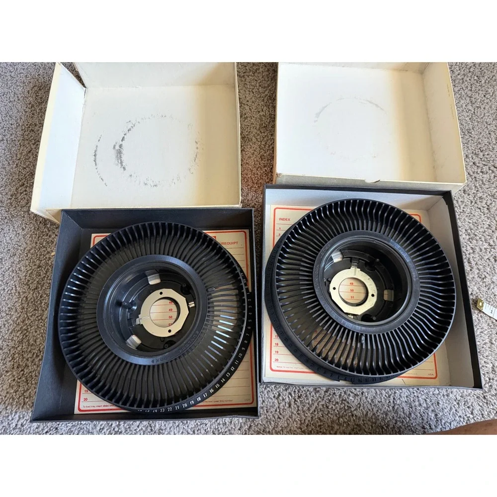 2 Vintage Kodak Carousel Universal & Airequipt 80 Rotary Slide Trays Boxed